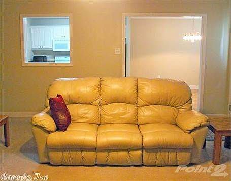 5th image of 2755 Makenzie Dr