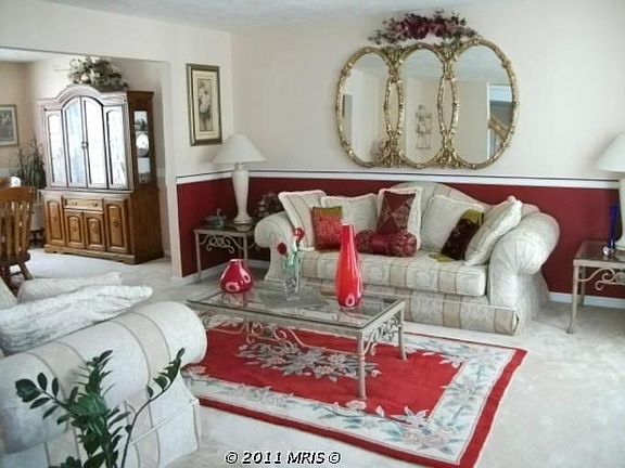 2nd image of 46755 Planters Ct