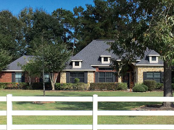 Front view/split rail fence