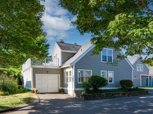 12 Paddock Lane #12, Guilford, CT 06437