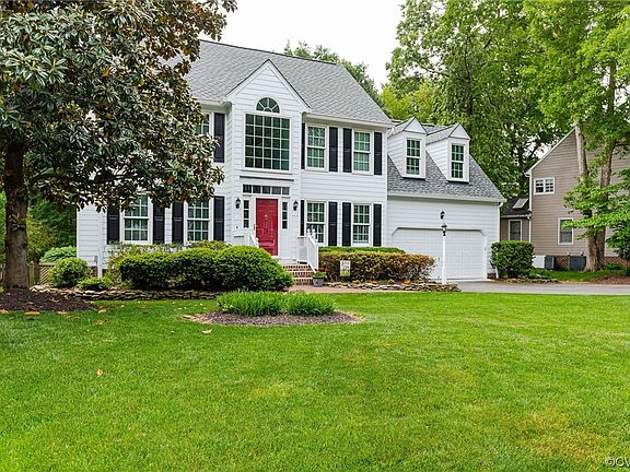 3rd image of 5835 Bradington Dr