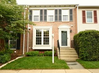 5743 Ridge View Dr, Alexandria, VA 22310