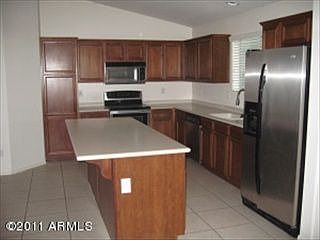 2nd image of 6032 S Cloverdale Ln