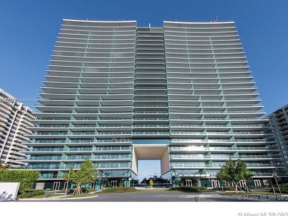 3rd image of 105201 Collins Ave #1005