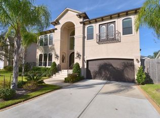 4814 Beech St, Bellaire, TX 77401