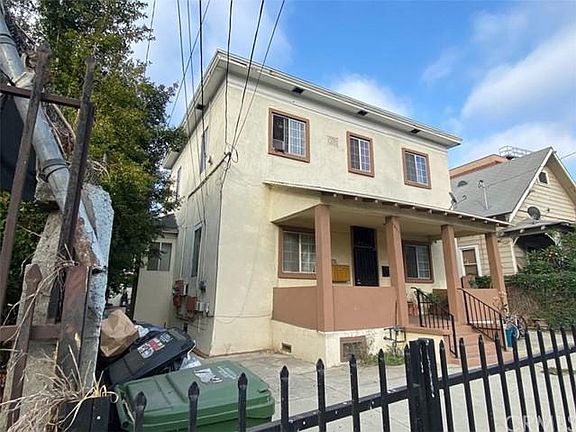 5th image of 1451 W Court St