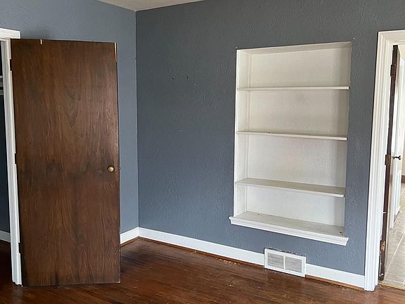 5th image of 404 Fair Ave NW APT 4
