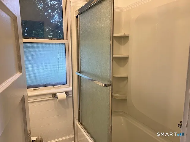 97 Loomis St — Photo 7