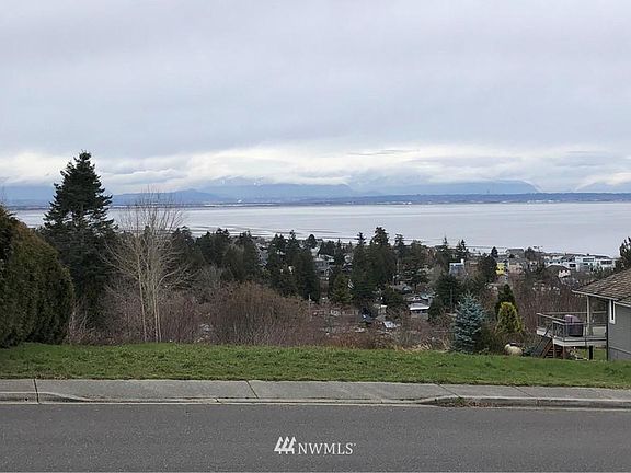 5th image of 2114 Whalen Dr