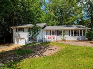 205 Foothill Dr, Woodstock, GA 30188