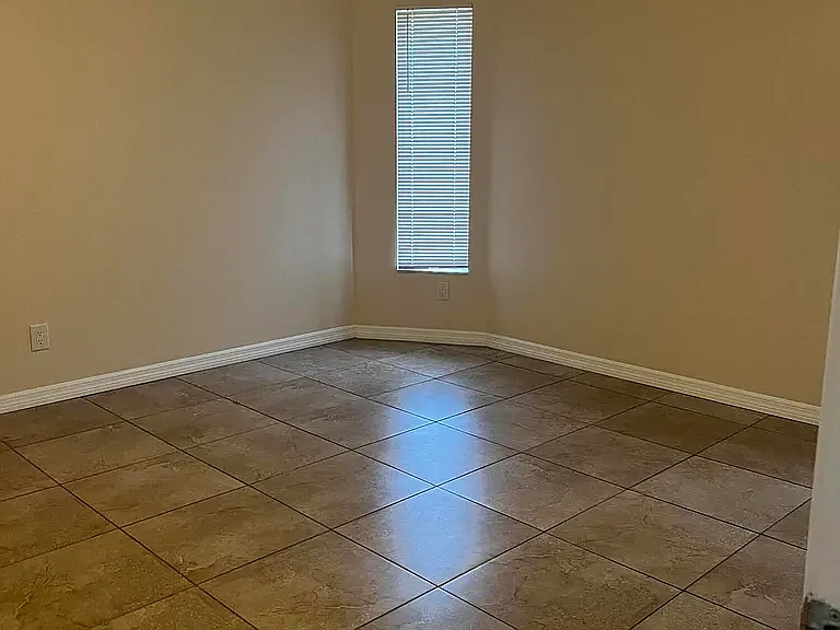 2178 Calcutta Rd — Photo 12