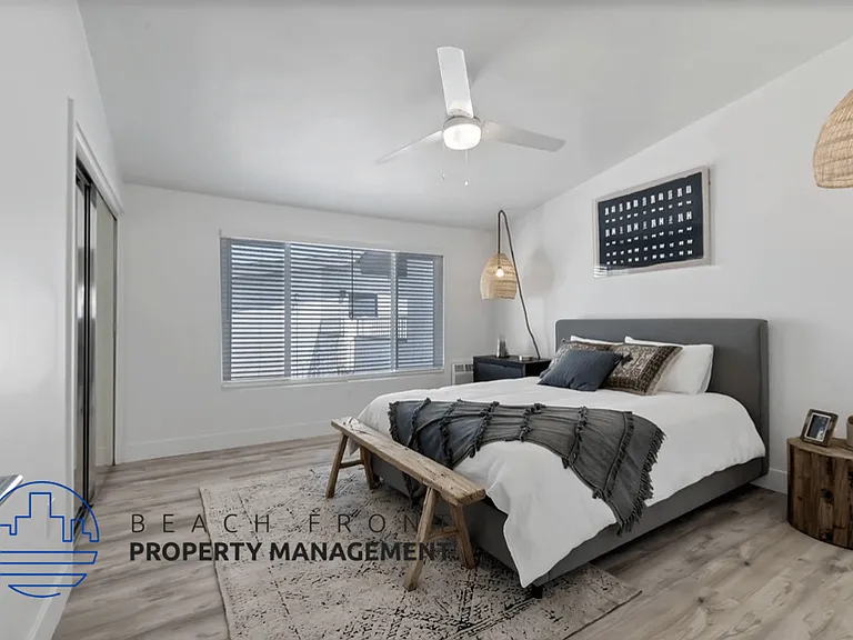 1069 Buckingham Lane, 1601-1728 Bedford Lane — Photo 6