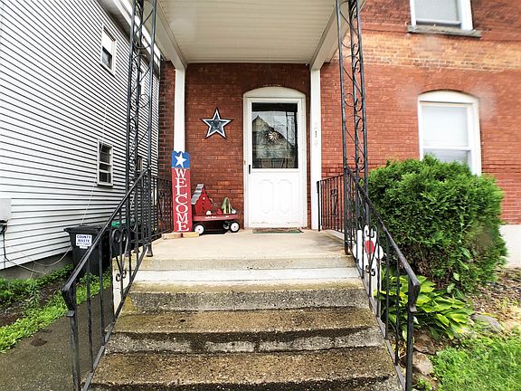 3rd image of 214 N 4th Ave