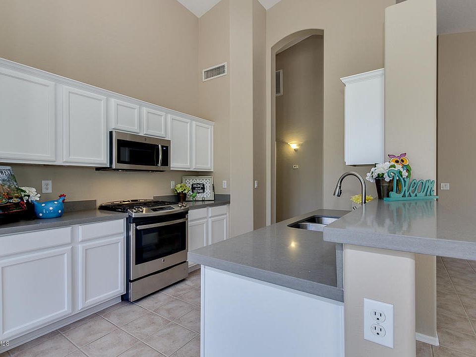 1st image of 3341 N Brighton