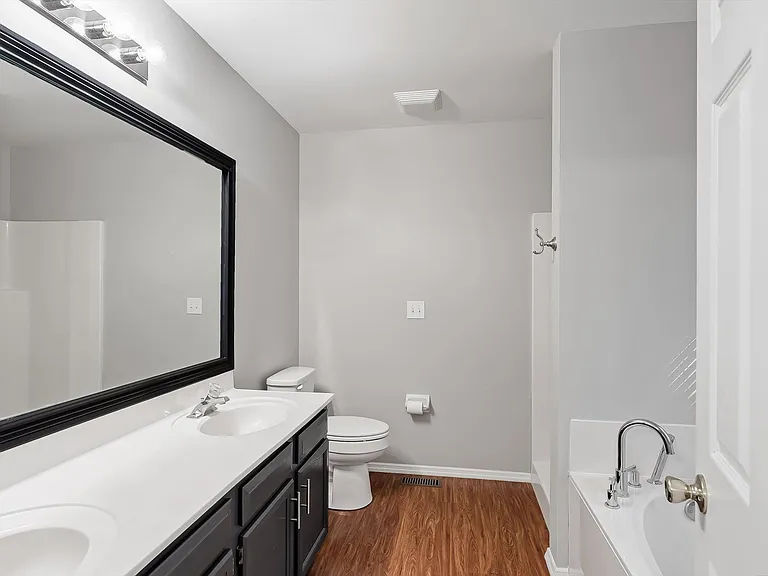 1203 Ashford Place Dr — Photo 12