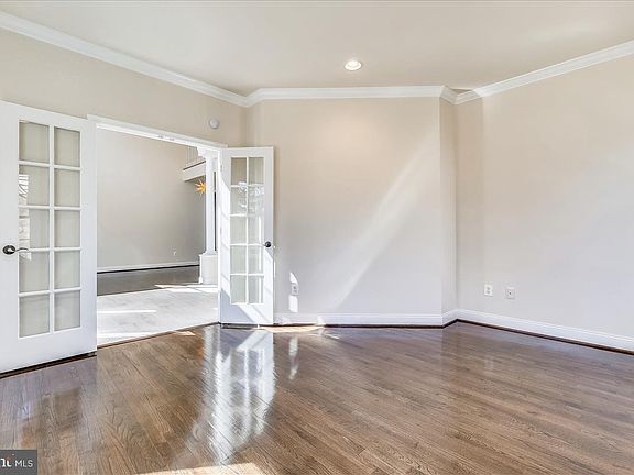 5th image of 11114 Hillsdale Dr