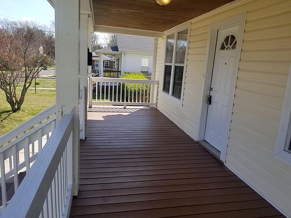 3rd image of 5307 Campbell Ave