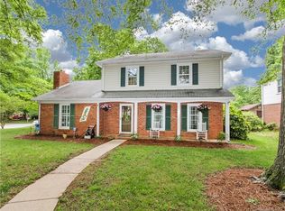 15828 Fairfield Dr, Matthews, NC 28104