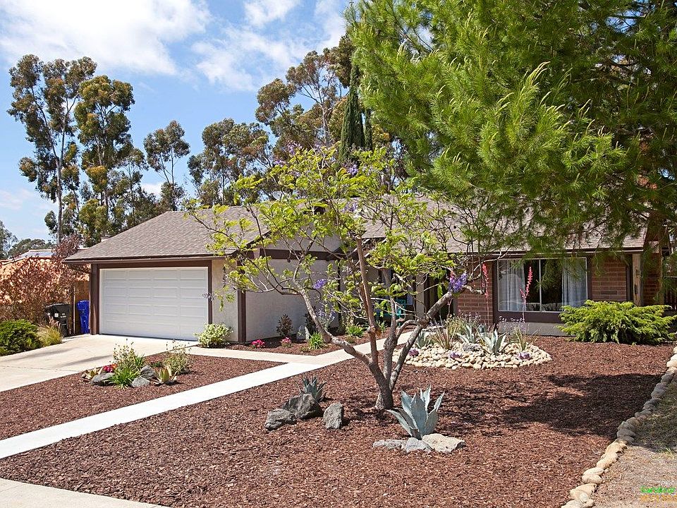 2nd image of 4752 Calle De Vida