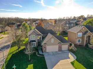 2401 SW 12th Ct, Lees Summit, MO 64081