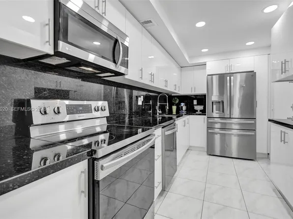 1849 S Ocean Dr APT 407, Hallandale, FL 33009
