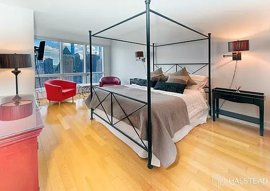 5th image of 350 W 42nd St APT 46B