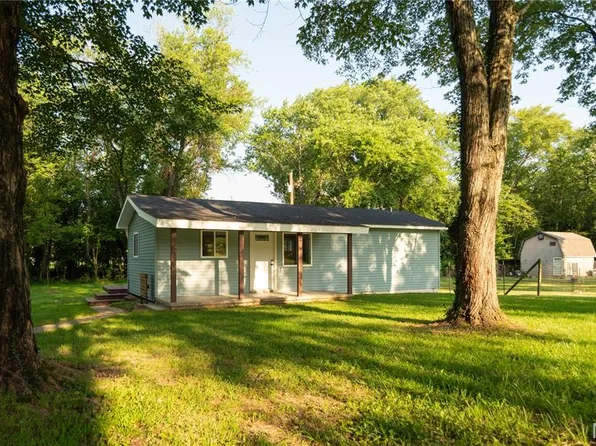 605 Guiling St, Bloomfield, MO 63825