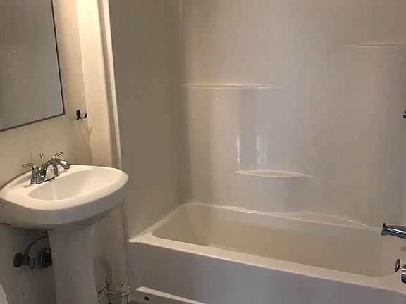 2nd image of 11843 Ashworth St #2