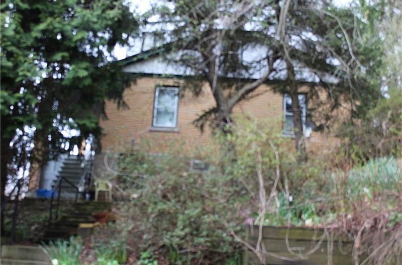 2nd image of 130 Glenwood Ave