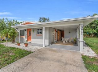 3911 Maxine St, Fort Myers, FL 33901