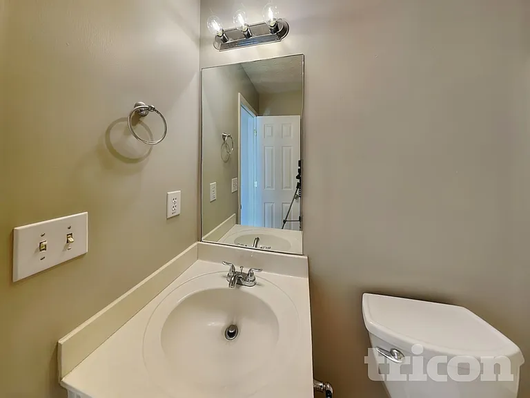 403 Bennett Farms Pl — Photo 13