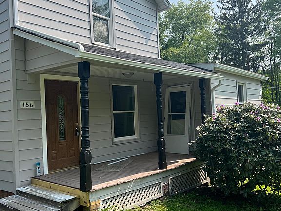 3rd image of 156 E Adams St