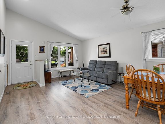 2nd image of 18 Draper Cres