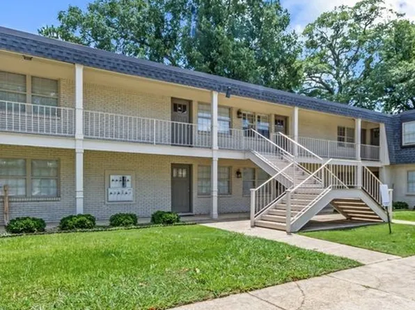 Merry Oaks Condos - B & EE, 619 15th Ave, Tuscaloosa, AL 35401