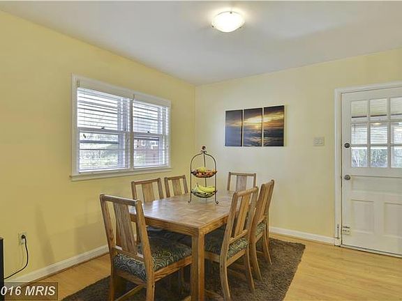 4th image of 3151 Patrick Henry Dr