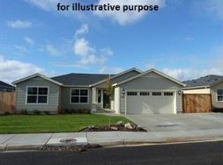 877 S Haskell St, Central Point, OR 97502