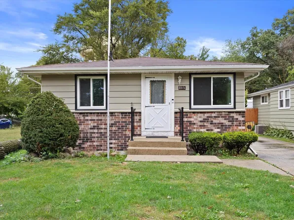 3221 Kearney AVENUE, Mount Pleasant, WI 53403