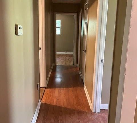 5th image of 712 Village Lane Dr SW