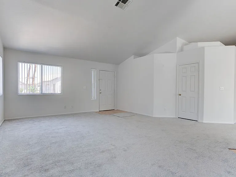 4579 Canna Dr — Photo 3