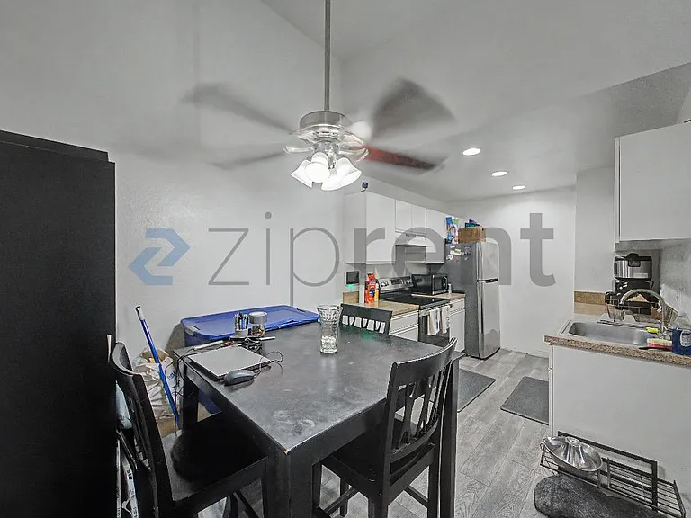 1265 Kendall Dr #521 — Photo 4