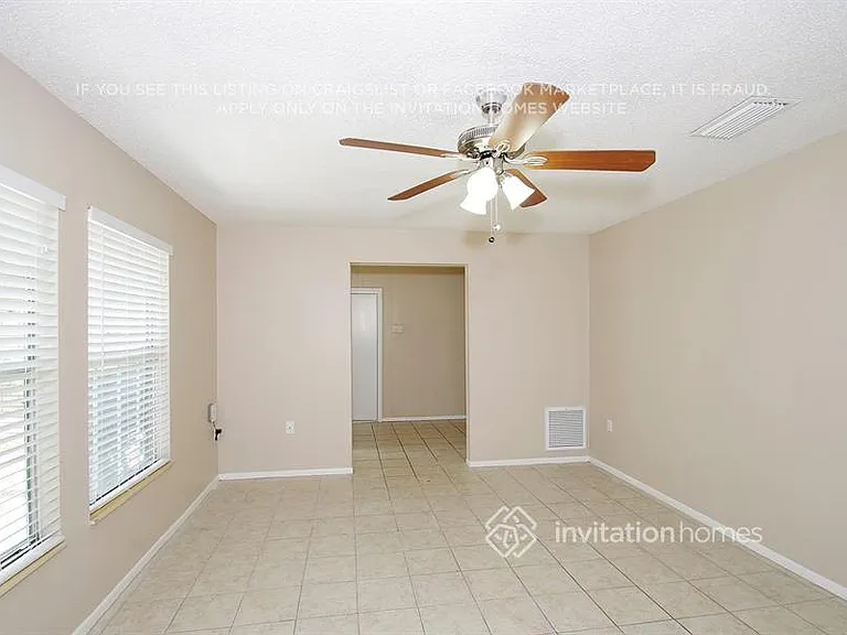 2 Juniper Ln — Photo 3