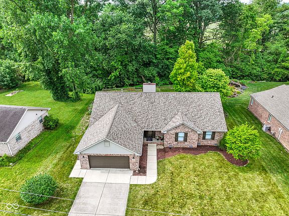 4th image of 109 Creek Wood Dr