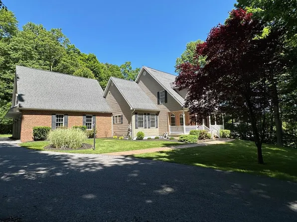 206 Winterberry Ln, James Creek, PA 16657