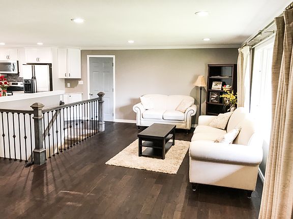 4th image of 3017 Avenue E