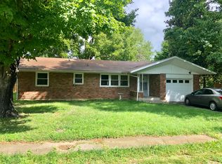 629 E Burford St, Marshfield, MO 65706