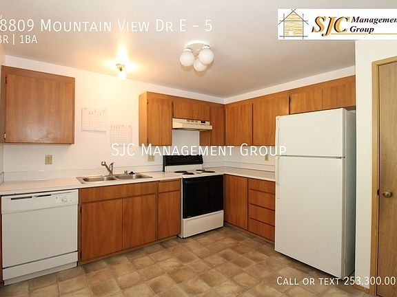4th image of 18809 Mountain View Dr E #5