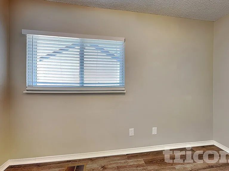 10210 Routt St — Photo 9
