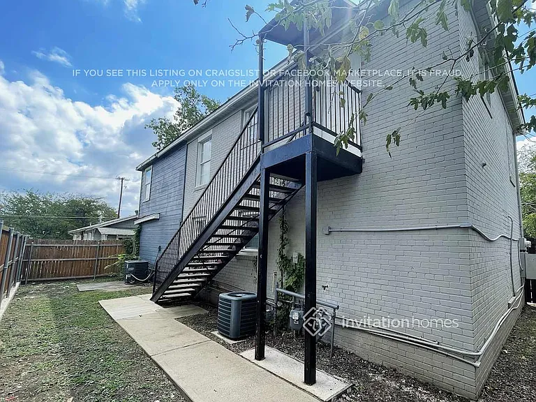 403 E Standifer St #A — Photo 12