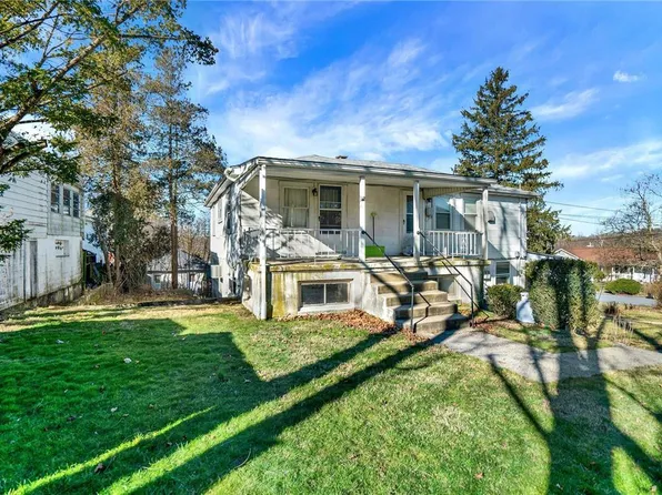 1406 Beaumont Ave, Temple, PA 19560