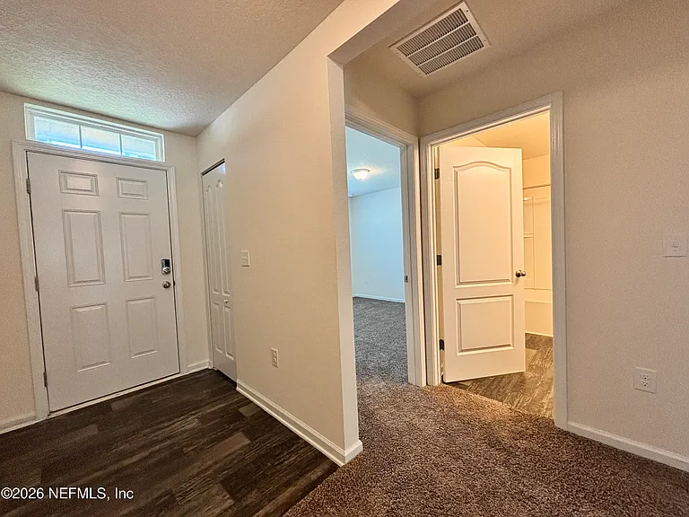 1763 Eagle View Way — Photo 3
